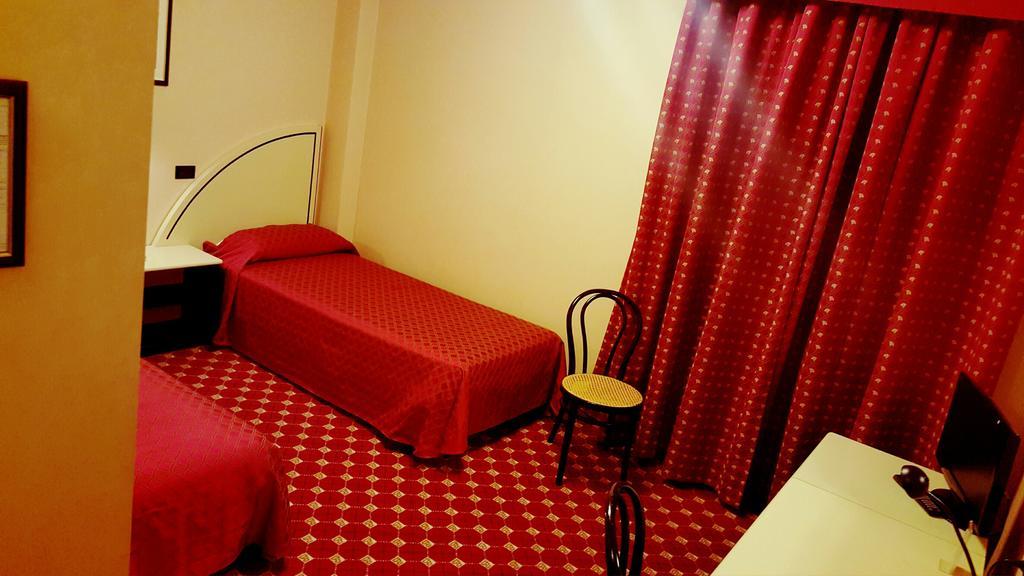 Hinterland Hotel Quartu SantʼElena Zimmer foto