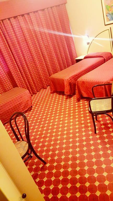 Hinterland Hotel Quartu SantʼElena Zimmer foto